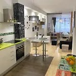 Smarthousepina شقة